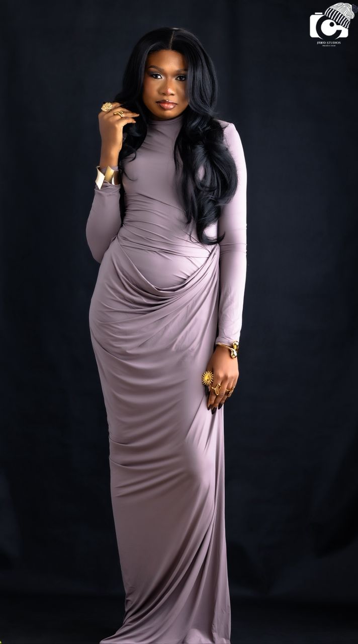 Studio portrait by Hood Studios Production